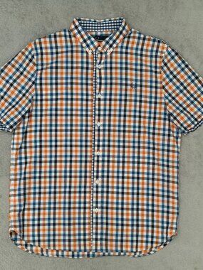Fred Perry Button-Down Short Sleeve. Large. Authentic Fred Perry. In good condit